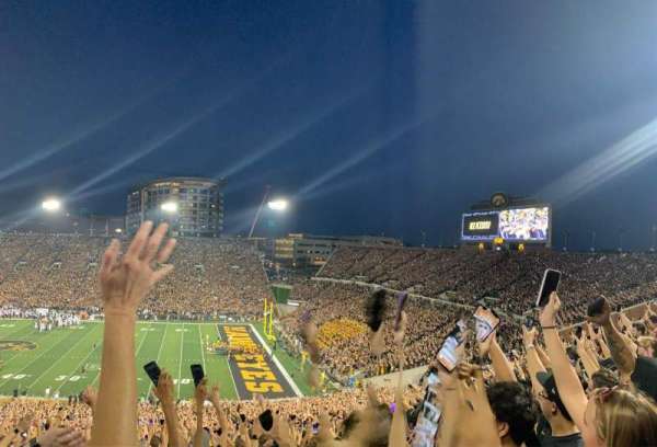 Kinnick Stadium, section: 124, row: 74, seat: 12