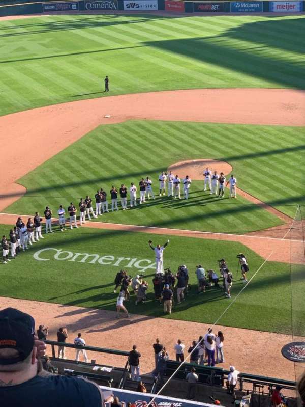 Comerica Park, section: 331, row: D, seat: 4