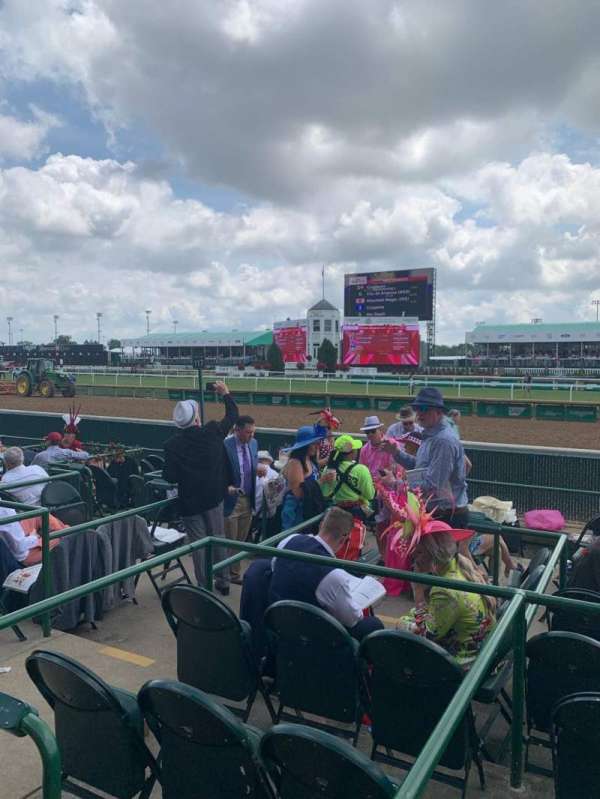 Churchill Downs, section: 117E, row: 7, seat: 3