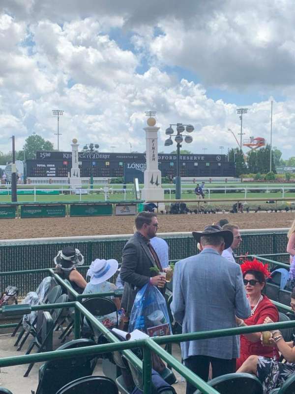 Churchill Downs, section: 117E, row: 7