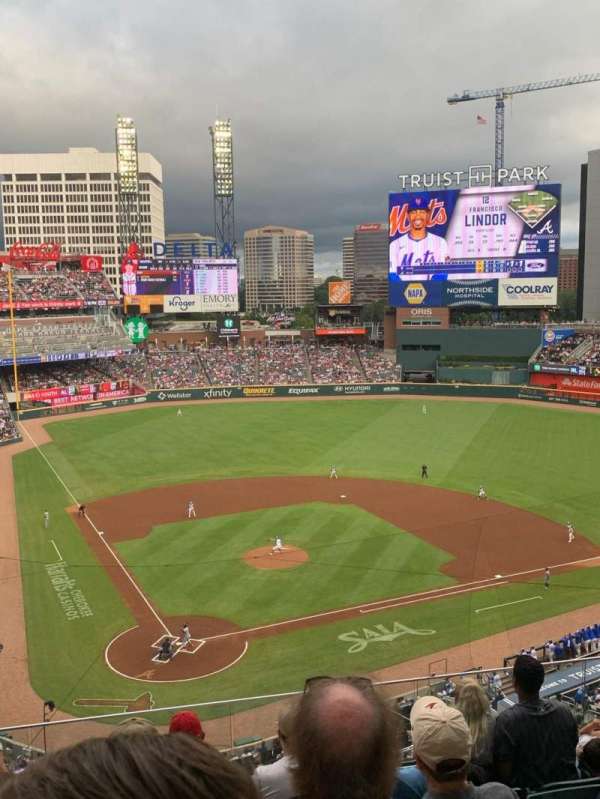 Truist Park, section: 324, row: 6, seat: 12