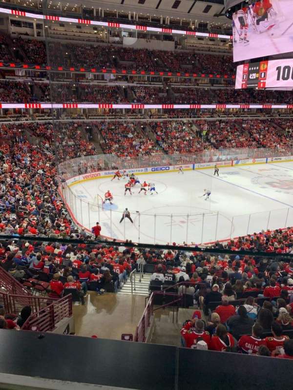 United Center, section: 204, row: 1, seat: 11