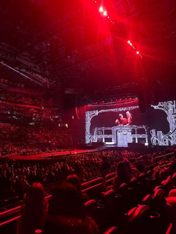 Climate Pledge Arena, section: 15, row: H, seat: 11