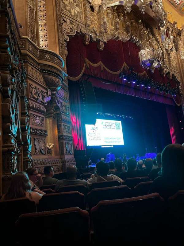 Fox Theatre, Detroit, section: Floor 1, row: S, seat: 105