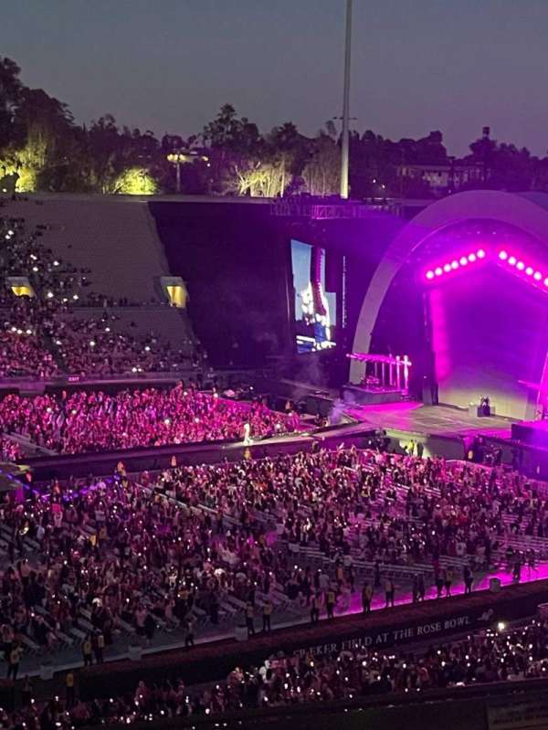 Rose Bowl, section: CLUB 108, row: C, seat: 8
