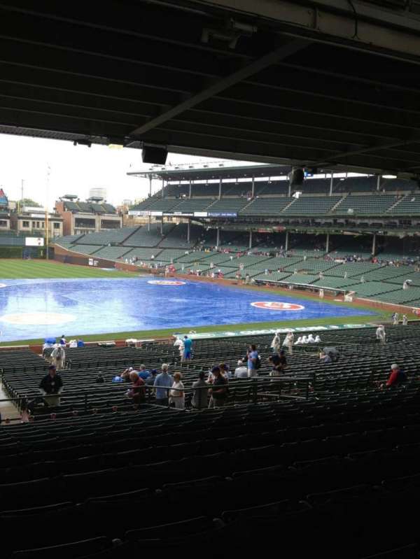 Wrigley Field, section: 209, row: 15, seat: 2