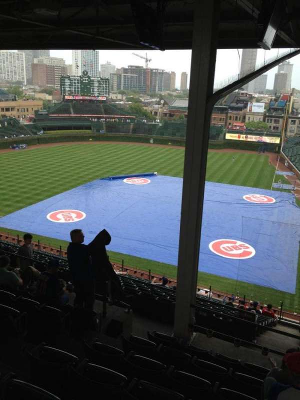 Wrigley Field, section: 414L, row: 7, seat: 5