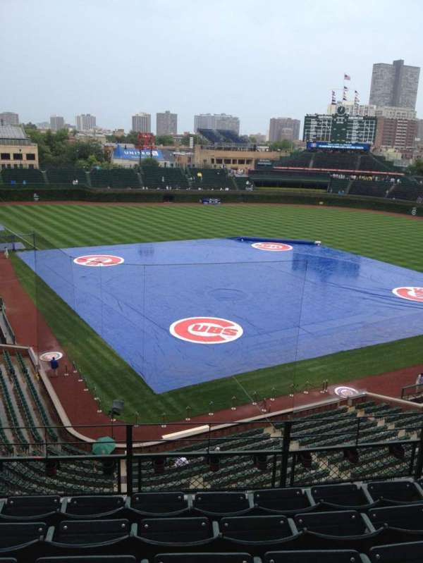 Wrigley Field, section: 320R, row: 6, seat: 5