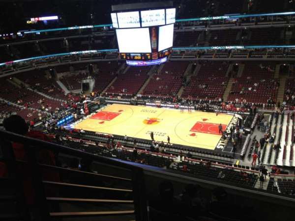 United Center, section: 315, row: 6, seat: 14