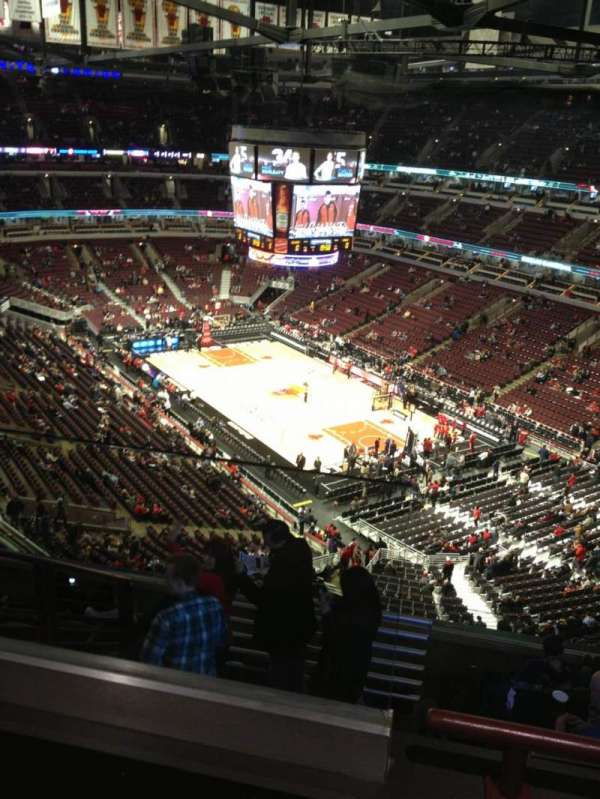 United Center, section: 312, row: 9, seat: 20