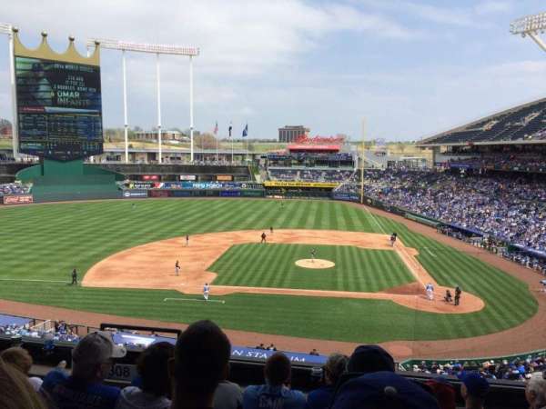 Kauffman Stadium, section: 309, row: F, seat: 5