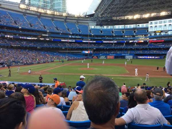Rogers Centre, section: 117R, row: 26, seat: 6
