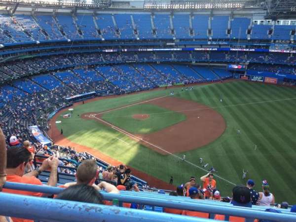 Rogers Centre, section: 513, row: 14, seat: 17
