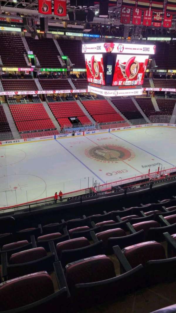 Canadian Tire Centre, section: 310, row: f, seat: 15