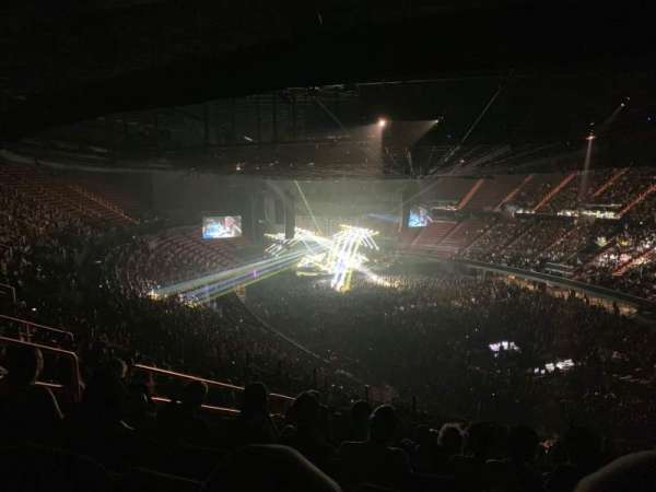 Kia Forum, section: 233, row: 15, seat: 8