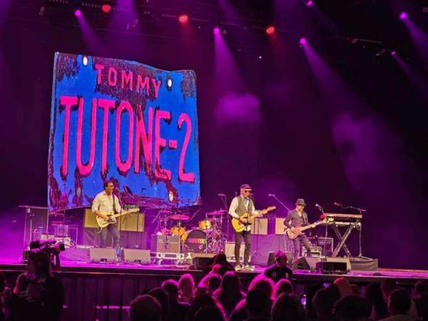 YouTube Theater, section: 102, row: A, seat: 13