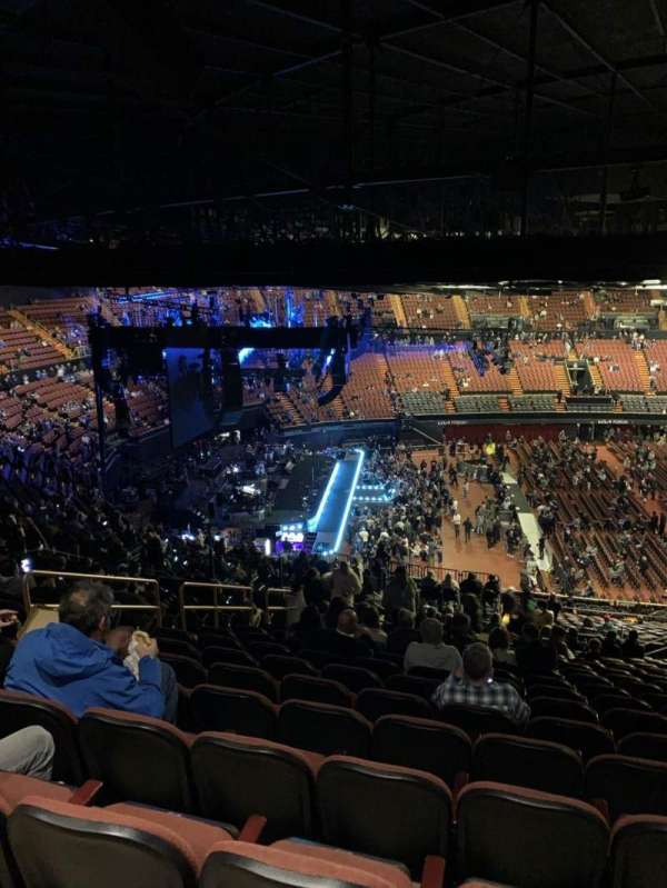 Kia Forum, section: 225, row: 19, seat: 10