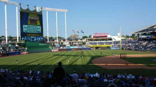 Kauffman Stadium, section: 217, row: LL, seat: 5
