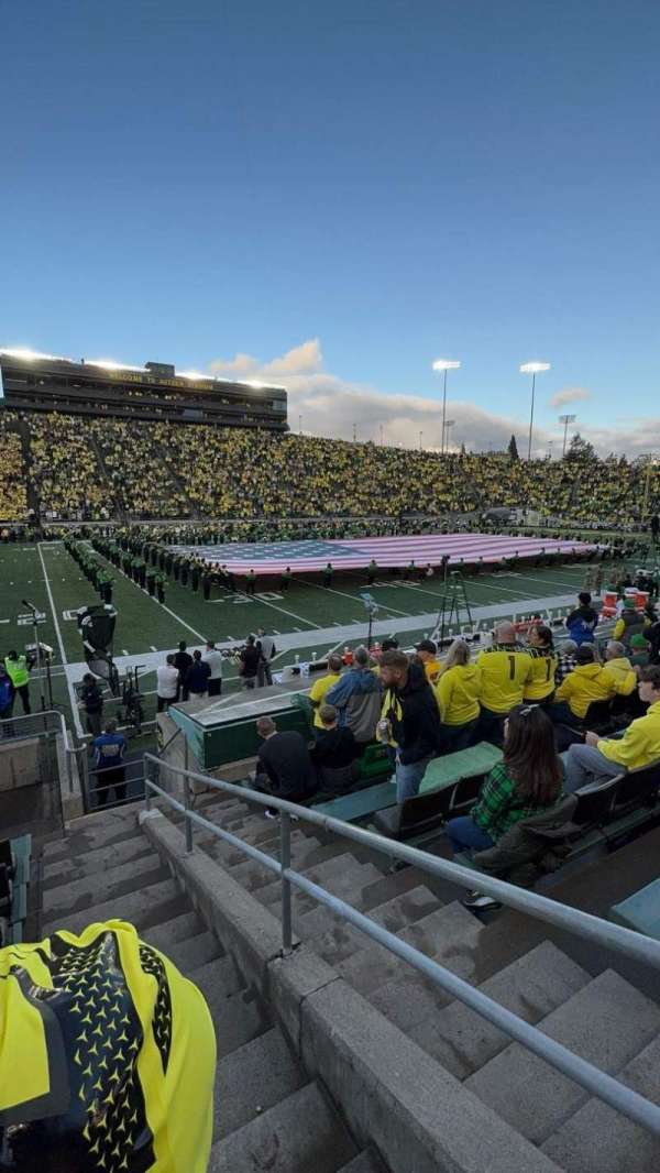 Autzen Stadium, section: 15, row: 14, seat: 1