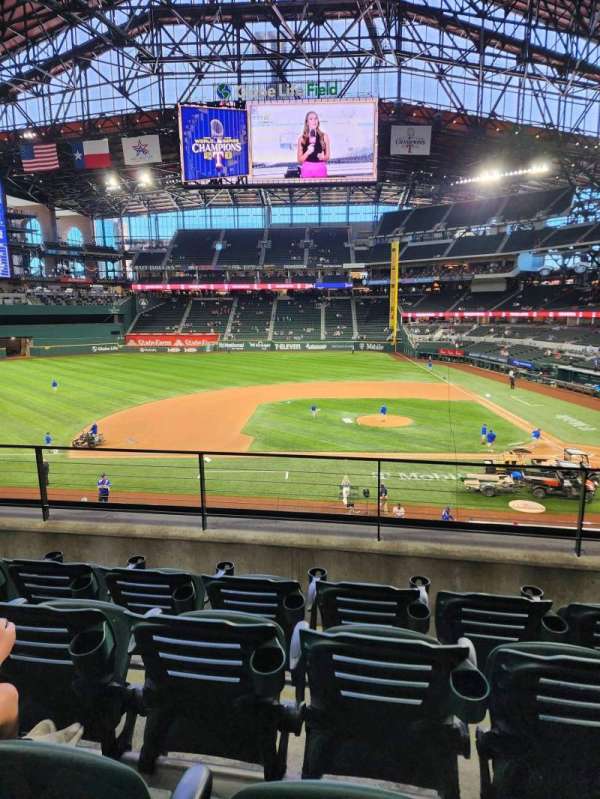 Globe Life Field, section: 109, row: 4, seat: 13