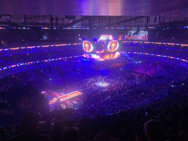 United Center, section: 321, row: 17, seat: 14