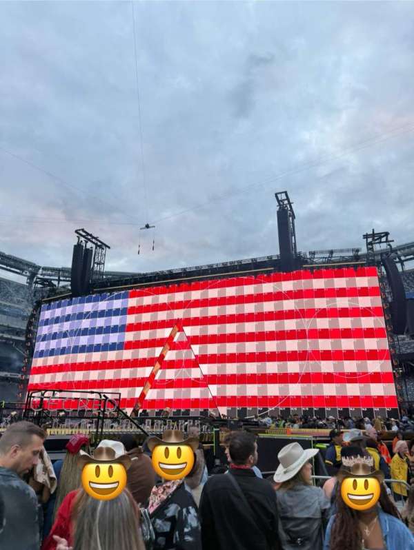 MetLife Stadium, section: Floor 7, row: 6, seat: 13