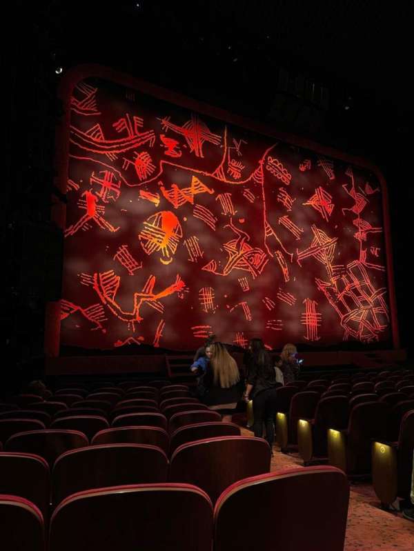 Minskoff Theatre, section: Orchestra L, row: L, seat: 3