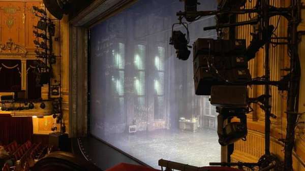 Neil Simon Theatre, section: BOX R, row: E, seat: 3