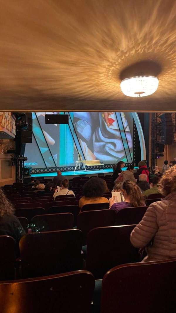Longacre Theatre, section: Orchestra L, row: Q, seat: 20