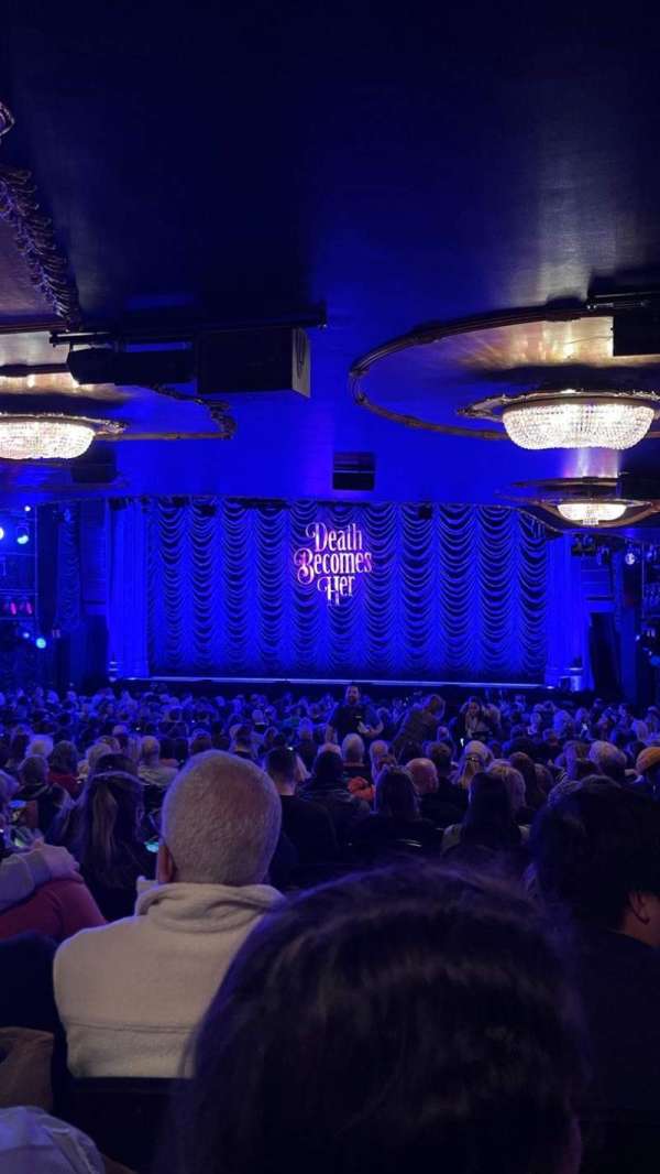 Lunt-Fontanne Theatre, section: Orchestra R, row: WW, seat: 10