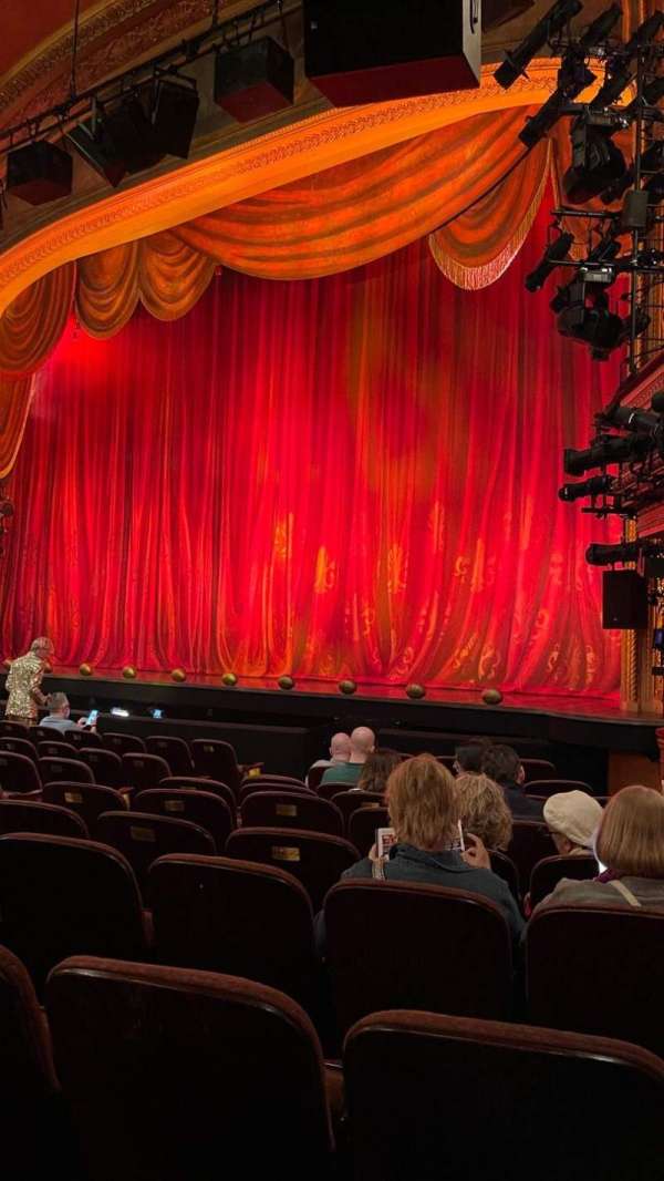 Todd Haimes Theatre, section: Orchestra R, row: K, seat: 16