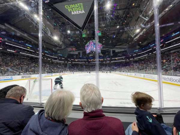 Climate Pledge Arena, section: 20, row: D, seat: 7