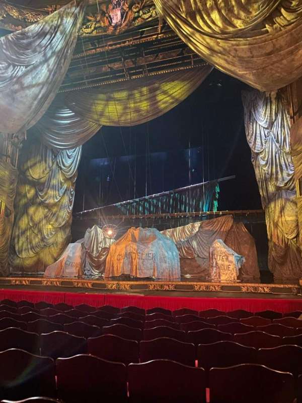 His Majesty's Theatre, London, section: Stalls, row: J, seat: 13
