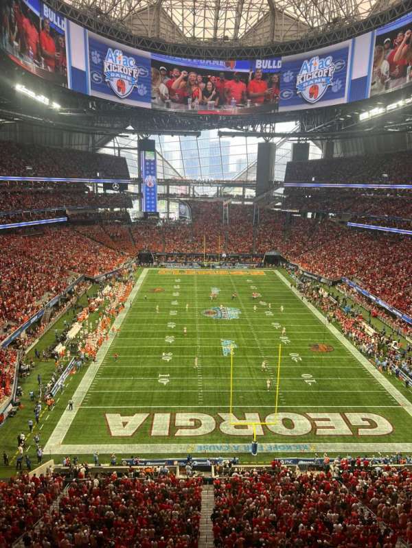 Mercedes-Benz Stadium, section: 326, row: 2, seat: 15