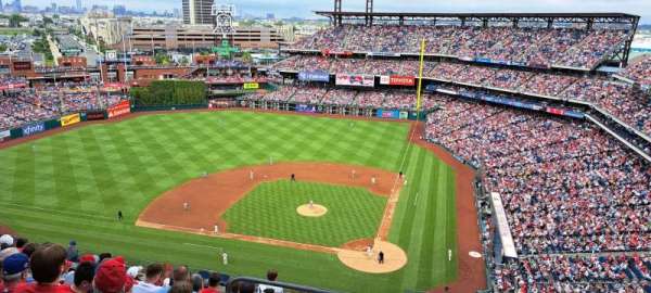 Citizens Bank Park, section: 423V, row: 9, seat: A