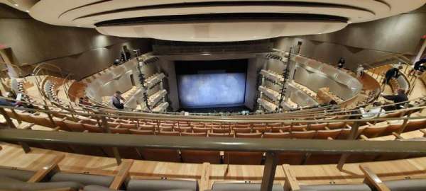 Four Seasons Centre, section: Ring 5, row: G, seat: 527