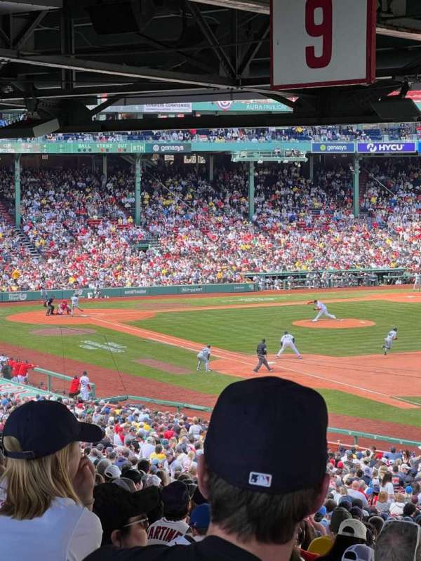 Fenway Park, section: Grandstand 8, row: 17, seat: 26