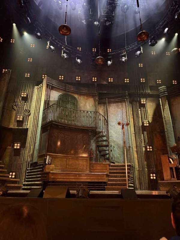 Walter Kerr Theatre, section: Orchestra C, row: D, seat: 110
