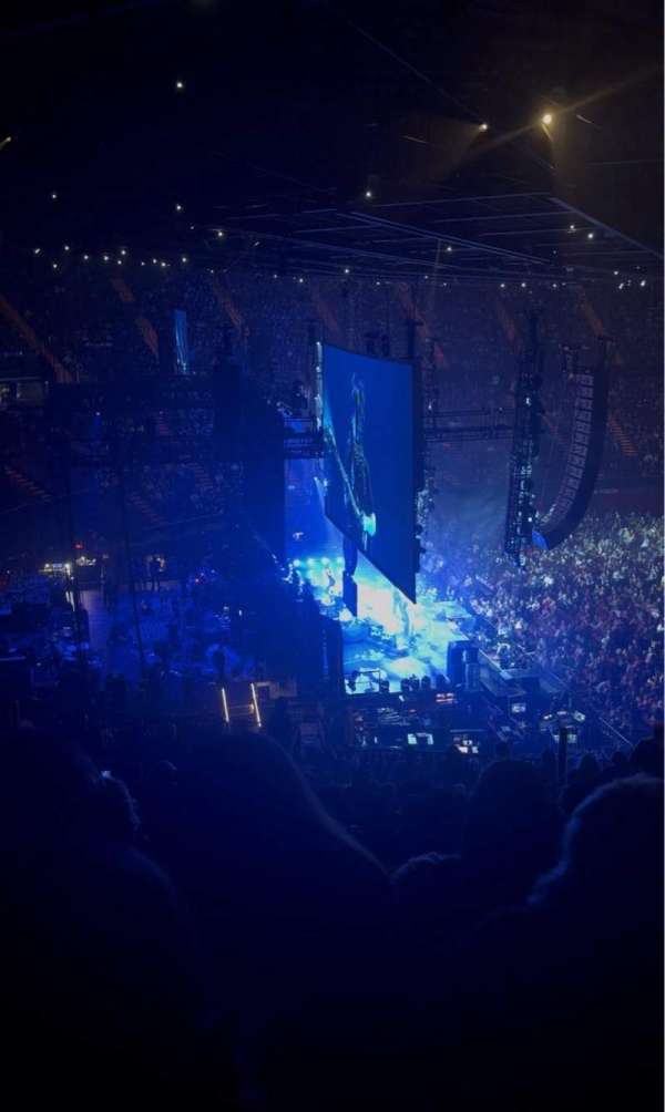 Kia Forum, section: 223, row: 14, seat: 14