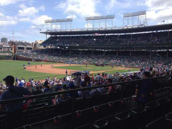 Wrigley Field, section: 207, row: 3, seat: 1