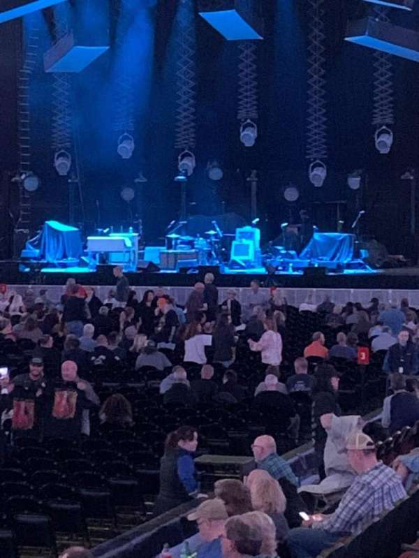 United Center, section: 103, row: 9, seat: 14