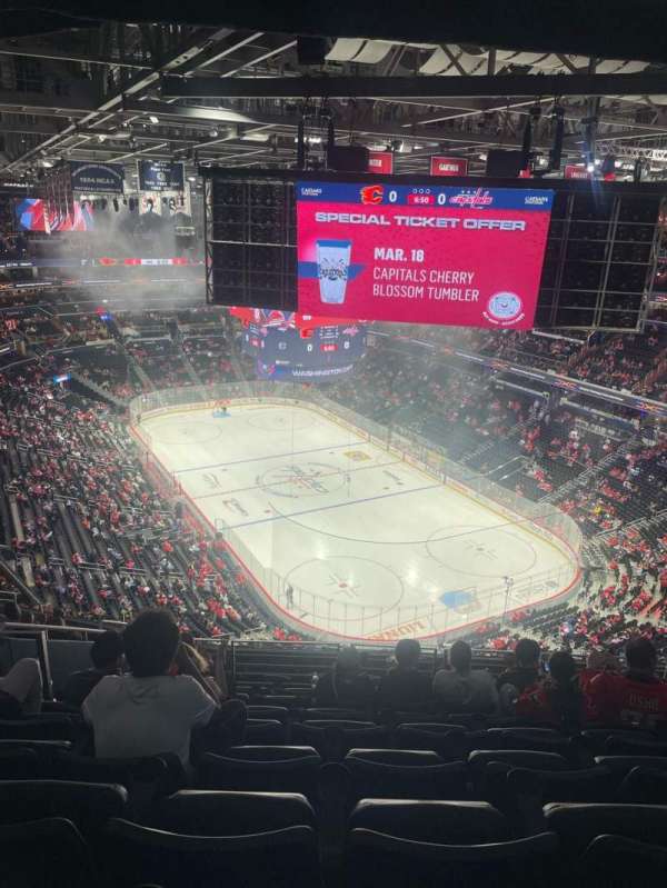 Capital One Arena, section: 406, row: N