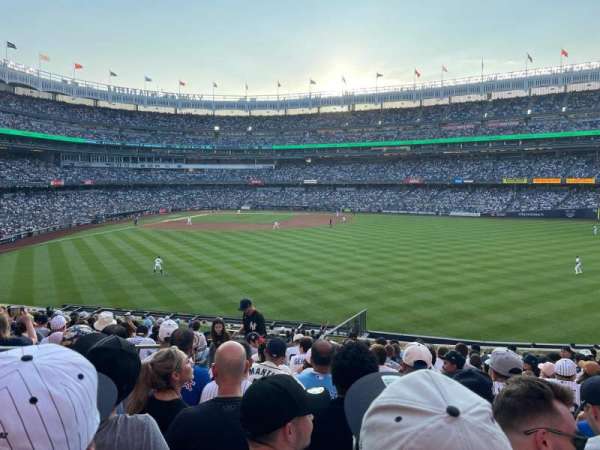 Yankee Stadium, section: 202, row: 15, seat: 28