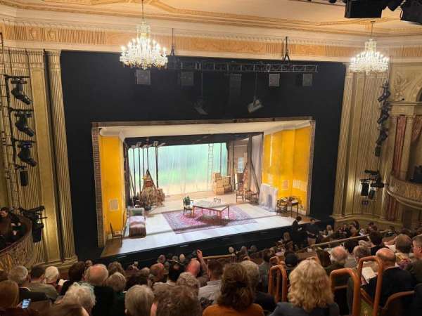 Music Box Theatre, section: Mezzanine L, row: H, seat: 7