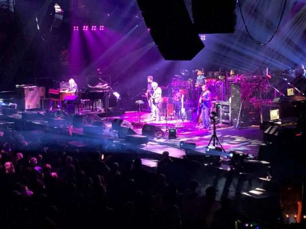 Kia Forum, section: 112, row: 2, seat: 1
