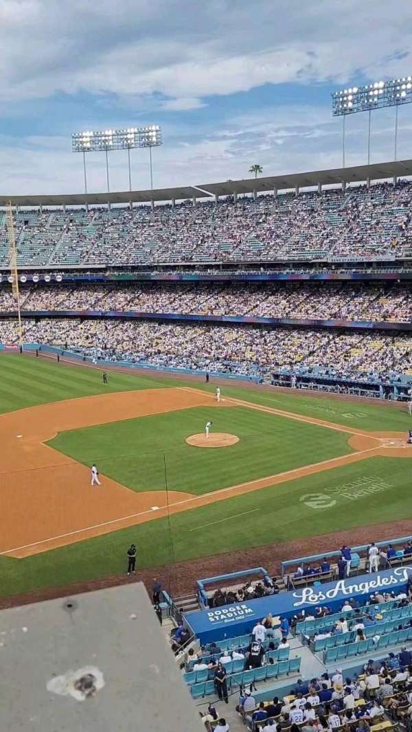 Dodger Stadium, section: 31RS, row: A, seat: 4