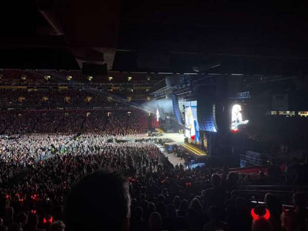 Northwest Stadium, section: 220, row: 10, seat: 12