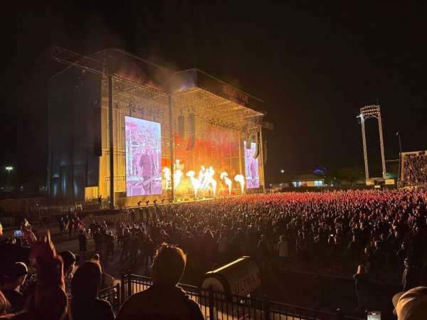 Hershey Park Stadium, section: 8, row: CC, seat: 23