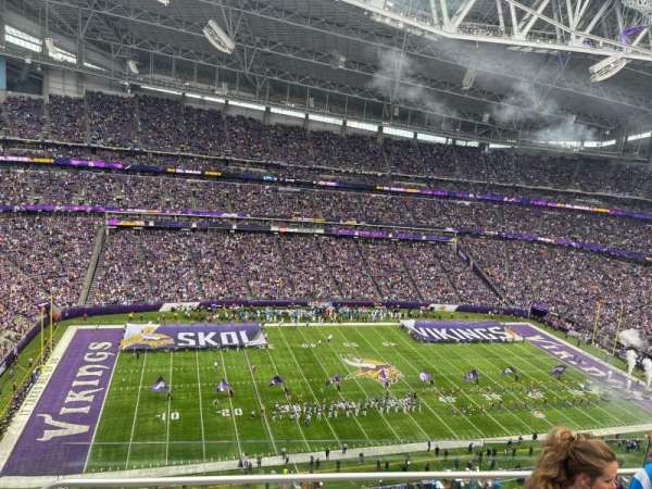U.S. Bank Stadium, section: 344, row: 4, seat: 1