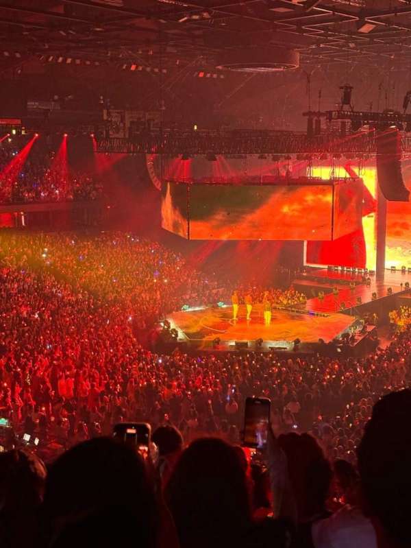 Allstate Arena, section: 213, row: G, seat: 27